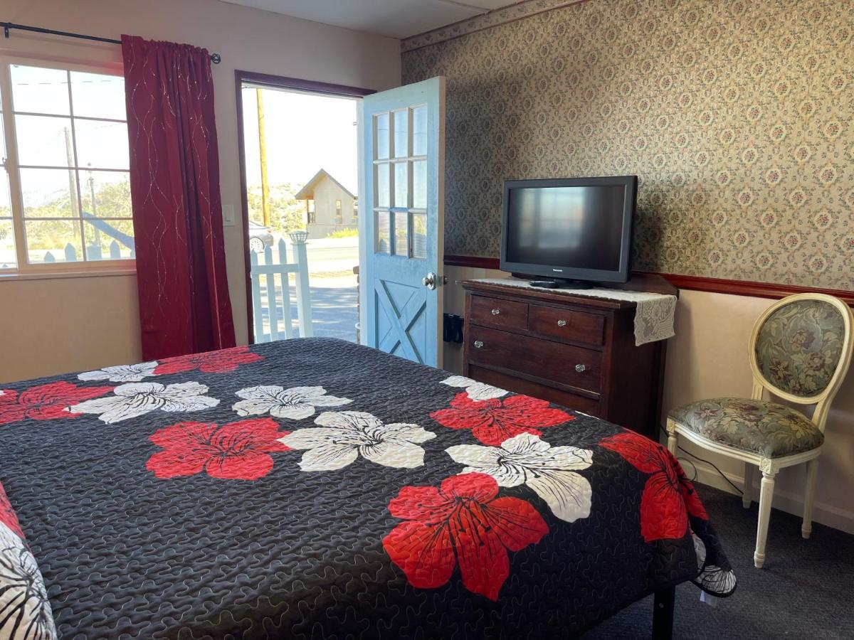 Sugarloaf Mountain Motel Virginia City Exterior foto